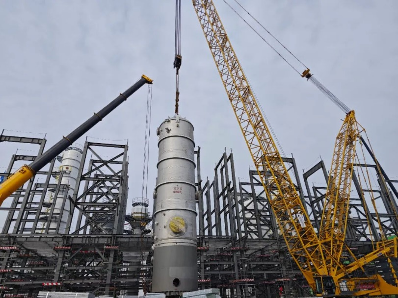 CC6 completed the first lifting of Penglai project in the new year